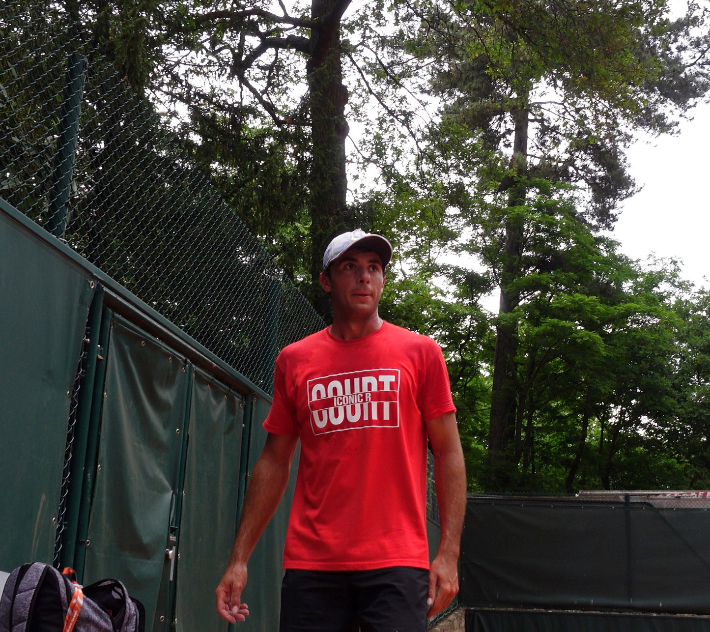 T-SHIRT THE COURT